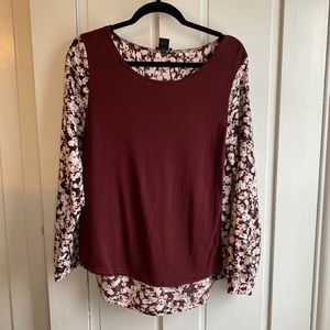 🍍3/$30 | Ann Taylor Maroon Boat Neck Long Sleeve
